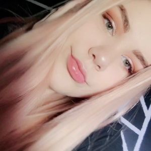 Meet your Posher, Savannah